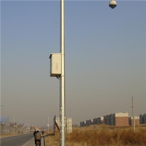 監(jiān)控立桿